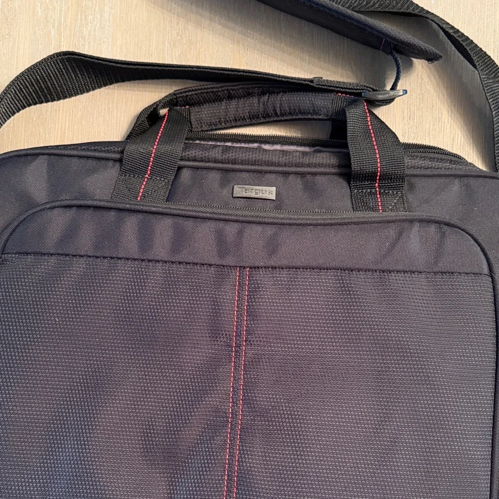 Targus Black Laptop Bag with Red Stitching